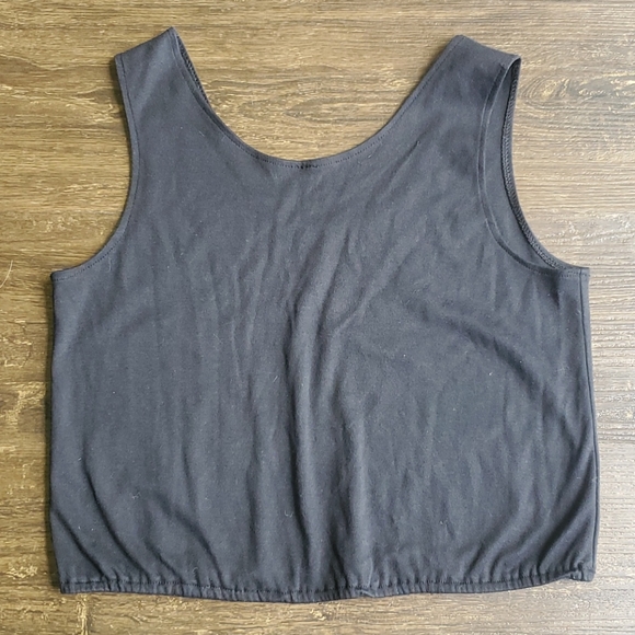 🖤🖤BLACK TANK🖤🖤 - Picture 2 of 2